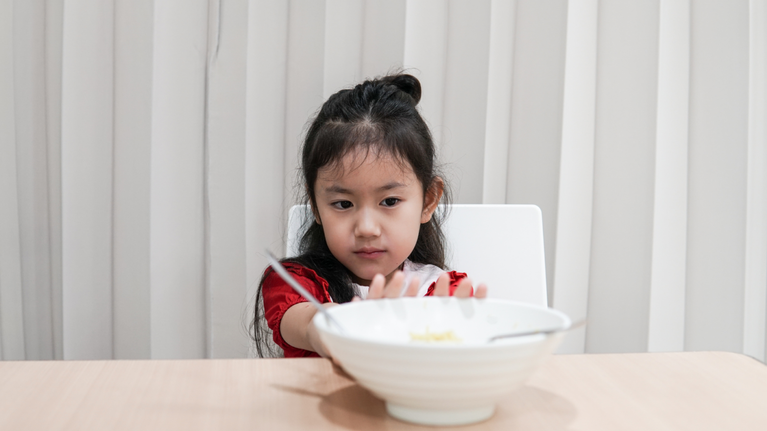 Como planejar cardápios especiais para restrições alimentares infantis na sua cantina?